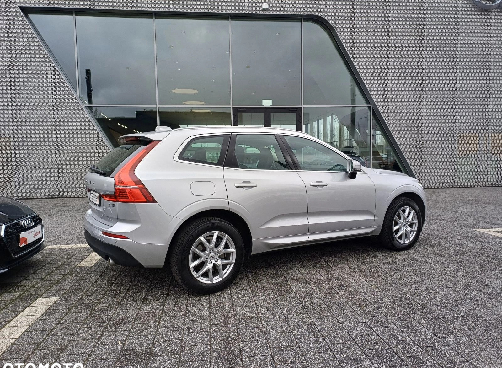 Volvo XC 60 cena 149900 przebieg: 74033, rok produkcji 2020 z Knurów małe 277